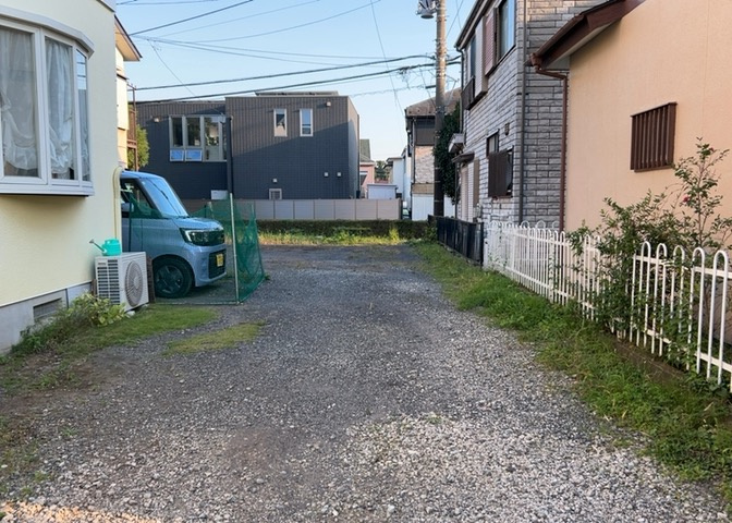 土地探しをしていると都市計画区域という言葉を目にすると思います。法律によって、都道府県知事や国土交通大臣が指定するエリアのことを指しており、都市計画区域は市街化区域と市街化調整区域に分けられています。