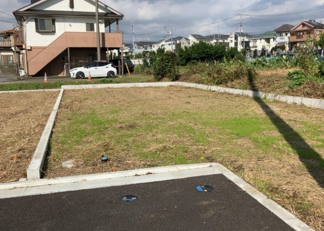 人が暮らすうえで日光は大切な要素となります。日当たりの良さは譲れないポイントですね。併せて近くに大きな建築物の建築予定がないか、あるいはそれが可能な土地が近くにないか事前に確認することもお勧めします。