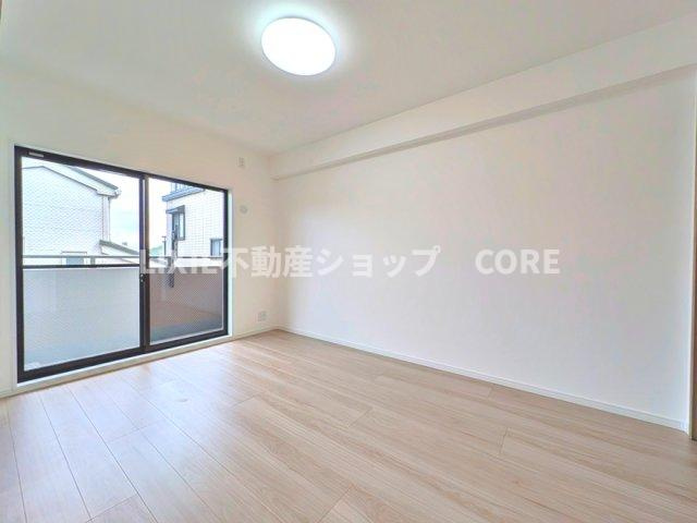 居室となる空間には毎日しっかりと光が差し込みます。明るい室内になっております！