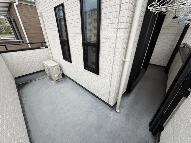 光と風を取り入れやすく角部屋ならではの開放的なL字バルコニー。