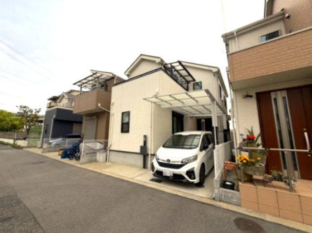 外観：327002310593