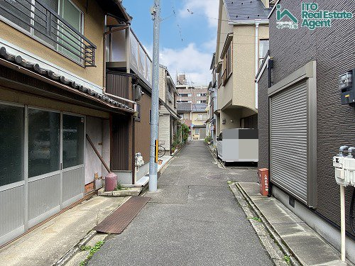 前面道路含む現地写真