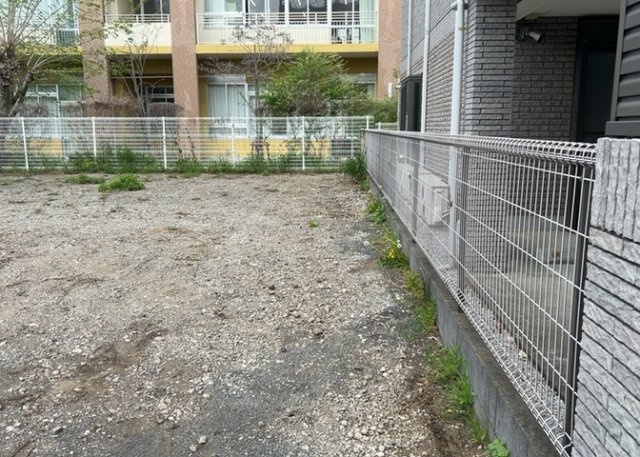 物件の詳細については、現地を見てわかること以外に、役所や法務局などで調べないとわからないことがあります。そのため、現地に行く場合は、もしこの物件を買ったらどのような生活ができるかをイメージしましょう。