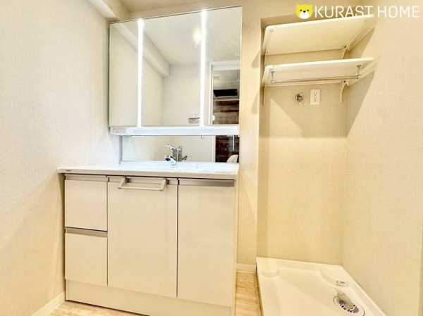 【イトーピア向日マンションC棟 7階の洗面】