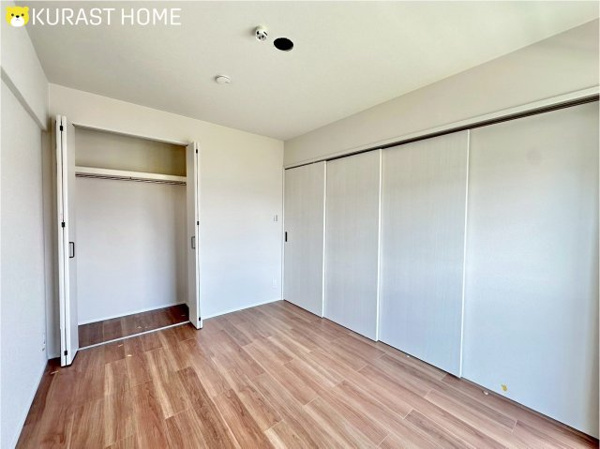 【イトーピア向日マンションC棟 7階の洋室】