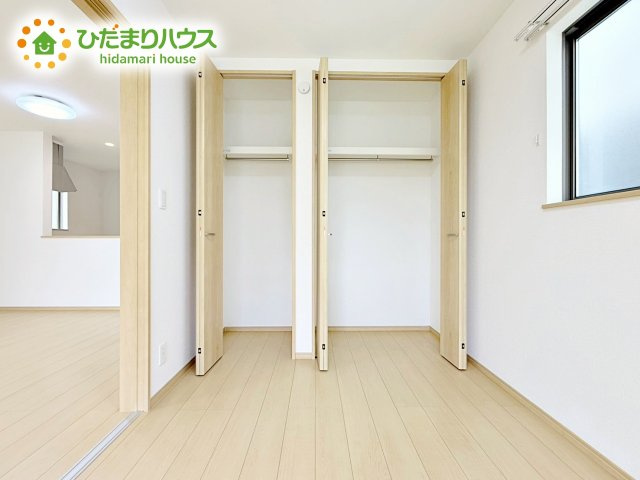 ちょこっとした収納があることで、消耗品のストックをするのにも便利です☆