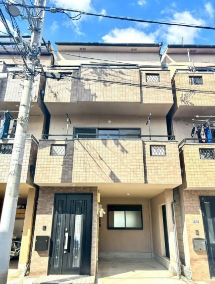 外観：327002162031