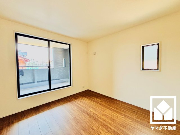 【草津市草津町　2期　2号棟の寝室】