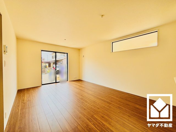 【草津市草津町　2期　2号棟の居間】