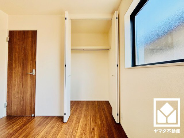 【草津市草津町　2期　2号棟の収納】