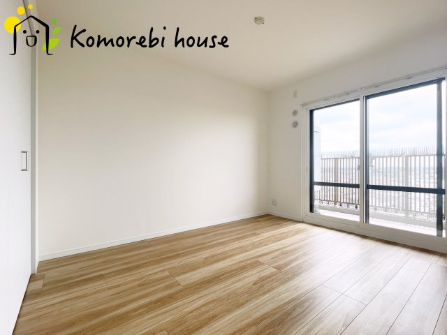 使い勝手のいい洋室です