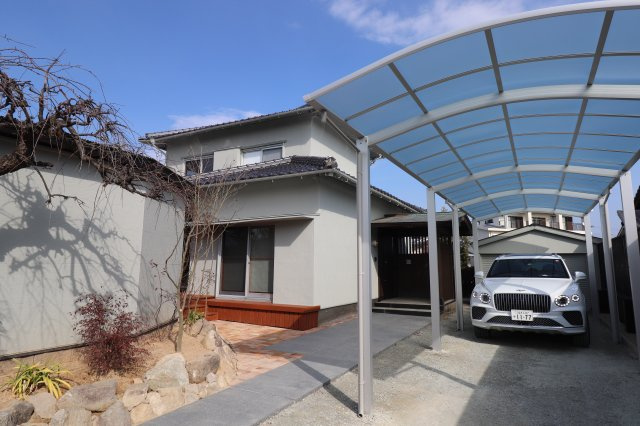 カーポート2台分