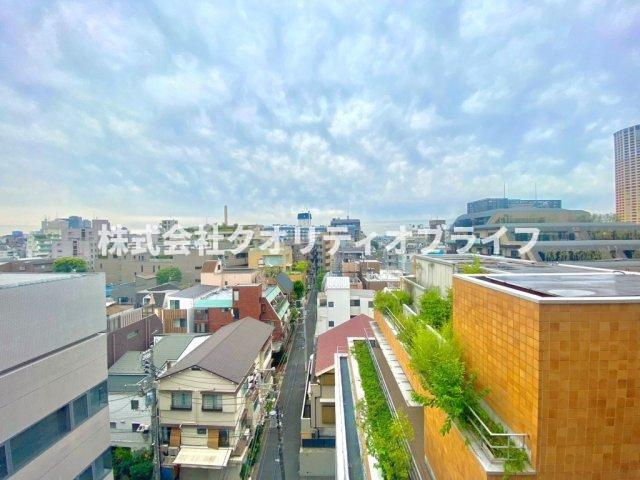 南面で前面に高層の建物が無い為、眺望が抜けています