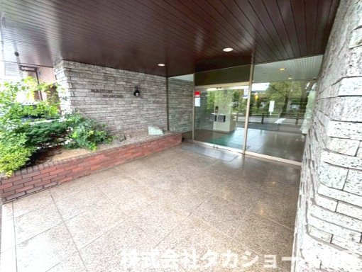 エントランスです