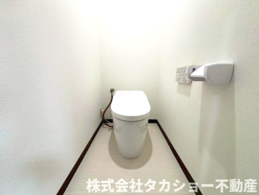 ゆったりとした空間のトイレです