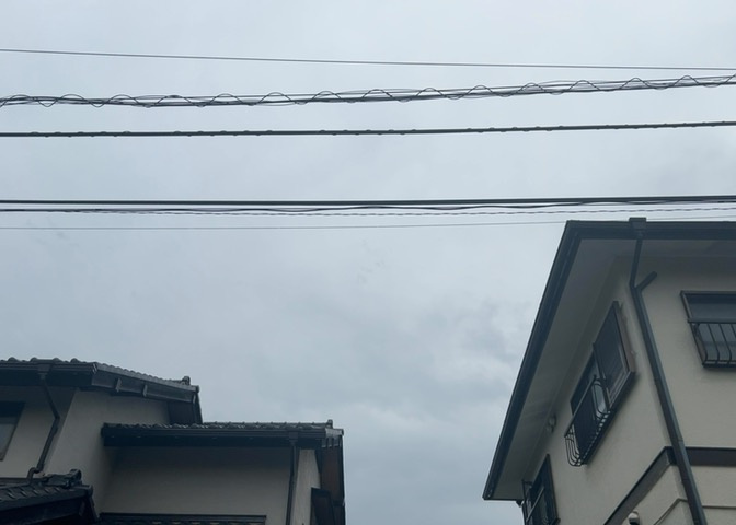 眺望を気にして物件を探す場合、前面に建物が建っていないか現地で確認しましょう！前面に建物があると景色はもちろん、日当たりや風通しにも影響が出てきます。住んだ時のことを想像しながら現地見学をしましょう。