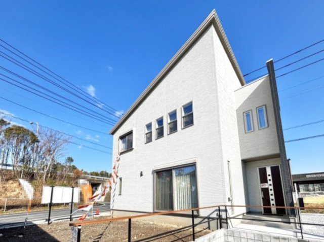 ■外観｜閑静な住宅街で始める新しい暮らし♪開放的な毎日をあなたへ(^^♪
