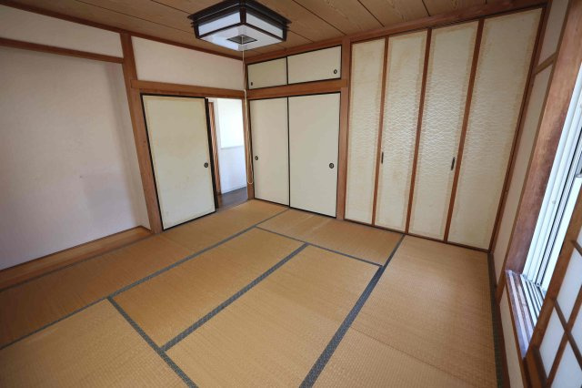 2階東側和室8帖