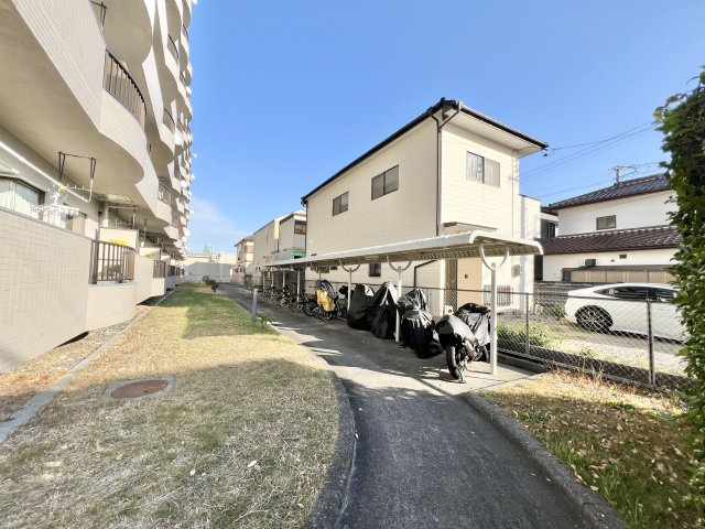 駐輪場完備！！