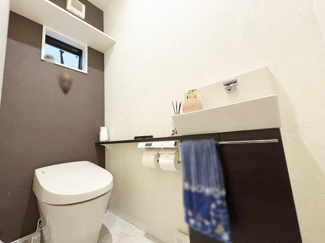 清潔感のあるトイレです