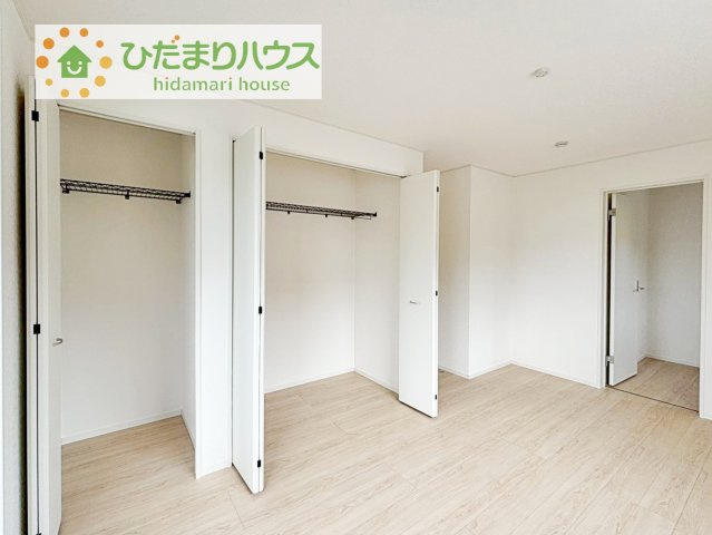全室にクローゼットが付いていて、お部屋の住空間もスッキリ広々使えそうです(^^)