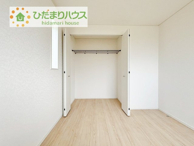 お洋服の多い女性に人気！収納力の高いクローゼット付き☆彡