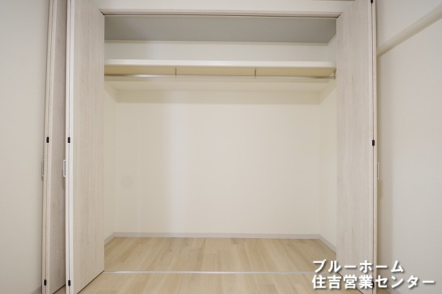 洋室にある収納です！