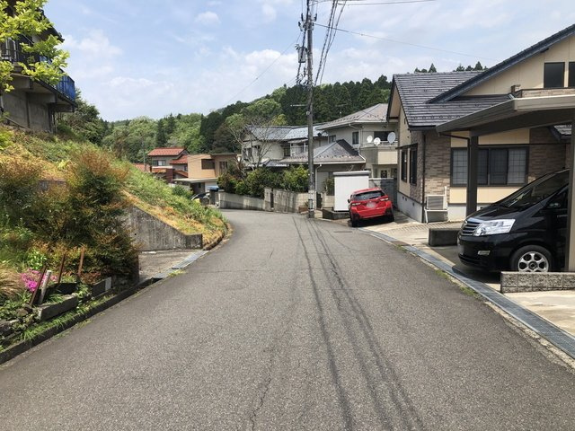 前面道路（東側）
