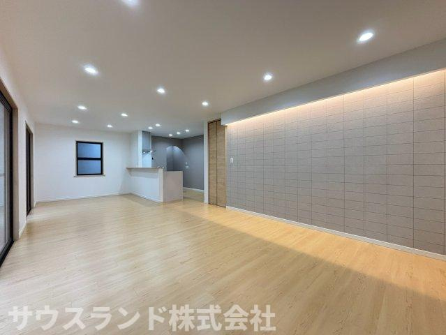 こちらのリビングで趣味の時間をお楽しみください