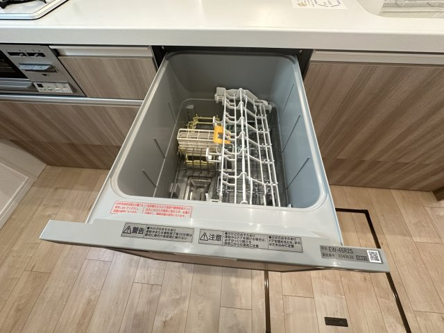 食器洗浄乾燥機付きは、家事の負担も軽減されて節水にもなりますね。