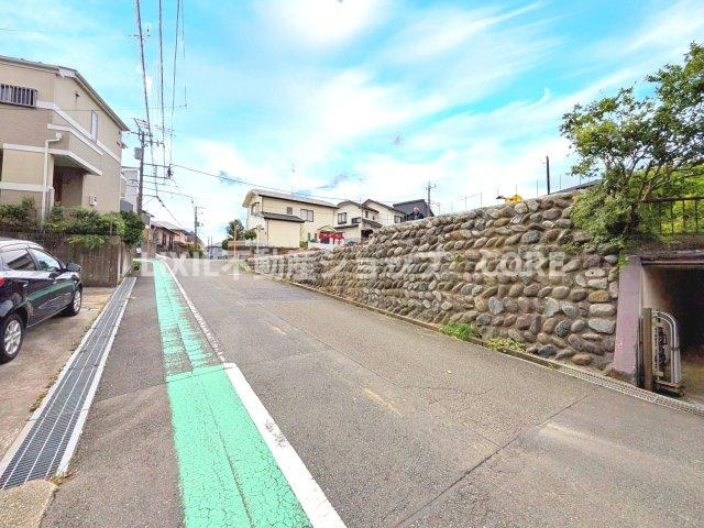 ご自宅までの無料送迎サービスもございますので、お気軽にお申し付けください。