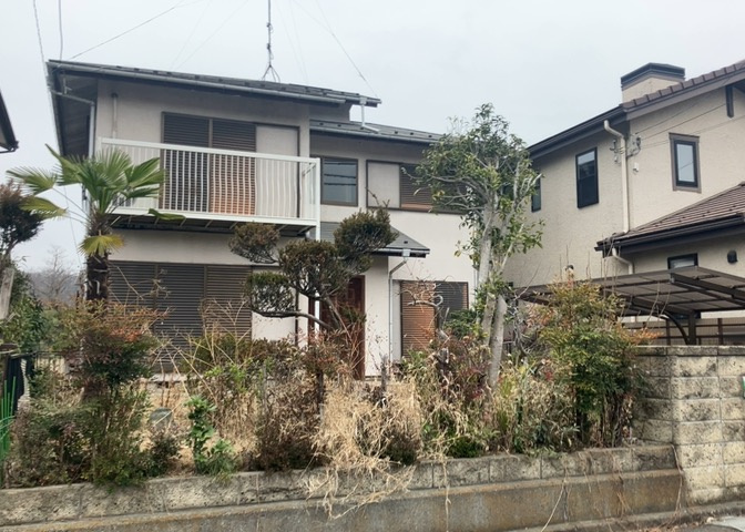 家を建てる前提で土地を探している場合、地盤の丈夫さは譲れない条件の一つです。地盤が脆弱だと追加工事が必要となります。また、過去に地盤沈下や液状化現象を起こした土地は、できるだけ避けた方がいいでしょう。