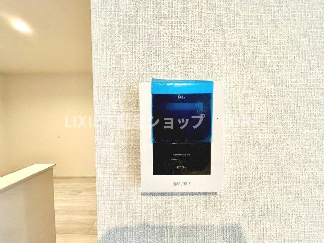 「見える安心」をカタチにしました。誰が来てもわかる様にモニター付きインターホン！