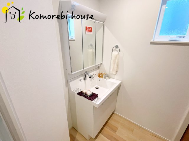 独立洗面台で身支度をすべて済ませてしまいましょう