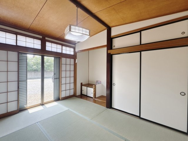 ■和室｜旅館のような趣を感じられる、くつろぎの住空間です。落ち着いた和の雰囲気が、日々の暮らしに癒しをもたらします♪