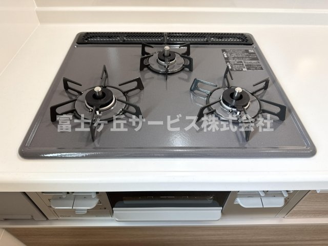 3口コンロがあります
