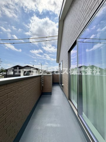陽当たり良好なバルコニーです