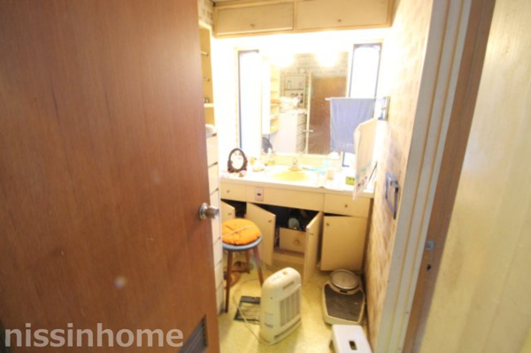 【筑西市甲の独立洗面台】