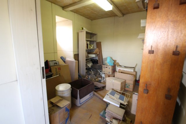 【筑西市甲の洋室】