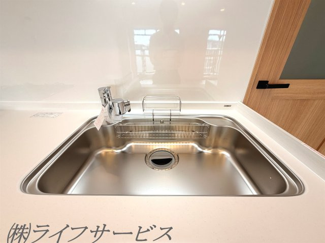 キッチンシンク／浄水機能付水栓搭載