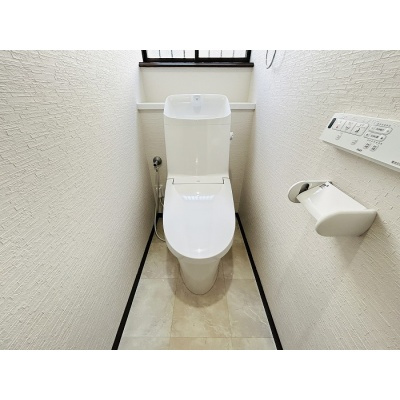 快適に使えるウォシュレット付きトイレを完備！