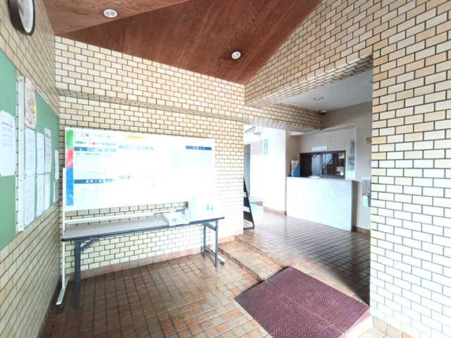 【エントランス】