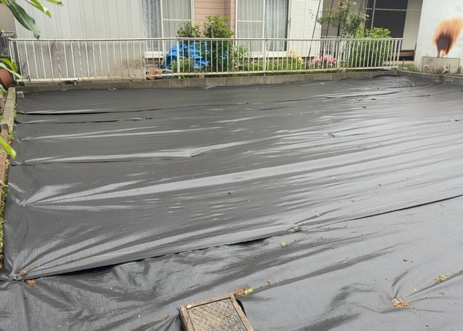 土地を買う際、住む地域の自治体や福祉の補助制度にも注目してみましょう。子供や老人の医療補助やゴミ出しのルールなど、自治体によってルールに大きな違いがあるため、暮らしやすい土地で判断するとよいでしょう。