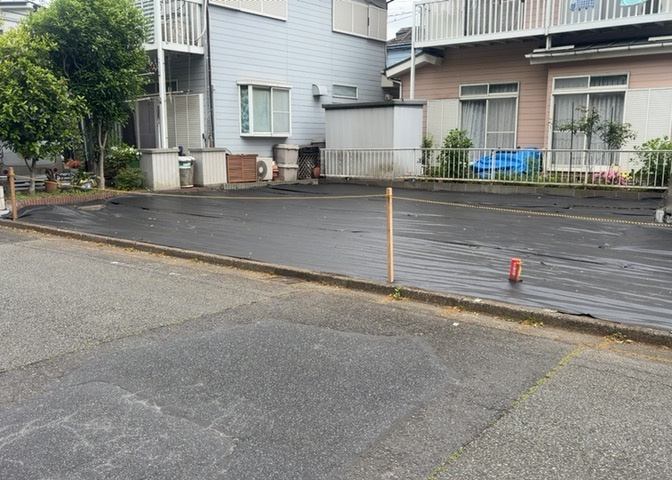 家を建てる前提で土地を探している場合、地盤の丈夫さは譲れない条件の一つです。地盤が脆弱だと追加工事が必要となります。また、過去に地盤沈下や液状化現象を起こした土地は、できるだけ避けた方がいいでしょう。