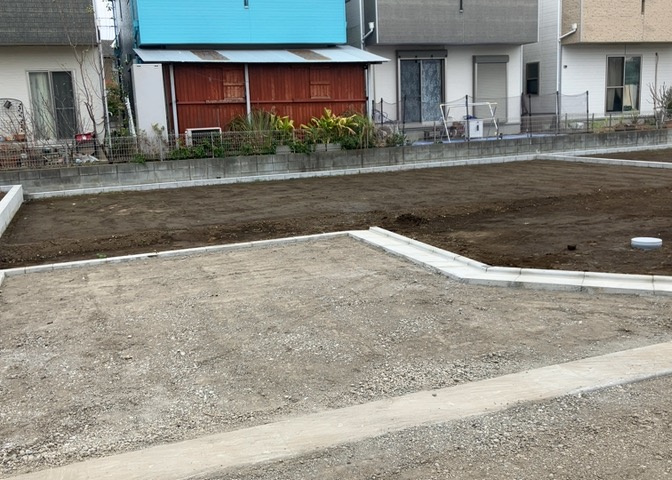 物件の詳細については、現地を見てわかること以外に、役所や法務局などで調べないとわからないことがあります。そのため、現地に行く場合は、もしこの物件を買ったらどのような生活ができるかをイメージしましょう。