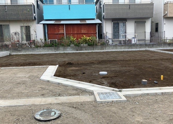 人が暮らすうえで日光は大切な要素となります。日当たりの良さは譲れないポイントですね。併せて近くに大きな建築物の建築予定がないか、あるいはそれが可能な土地が近くにないか事前に確認することもお勧めします。