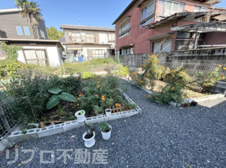 自慢のお庭は家庭菜園・ガーデニングをお楽しみいただけます！