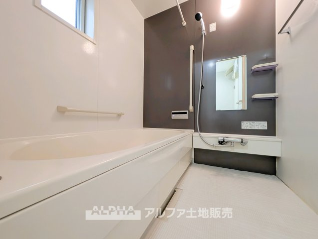 日々の疲れを癒すお風呂付です