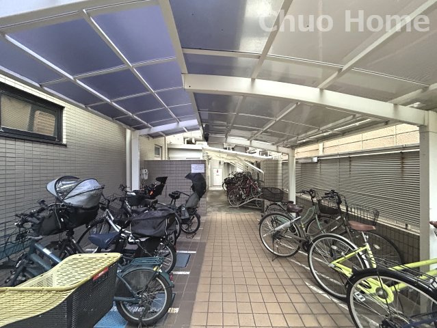 【自転車置き場】最新の空き状況や費用などの詳細は担当スタッフまでお問い合わせください。