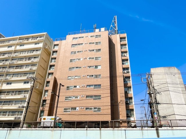 外観：313004705356